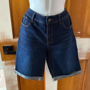 5/$20 - Old Navy Deep Indigo Jean Shorts - Size 8